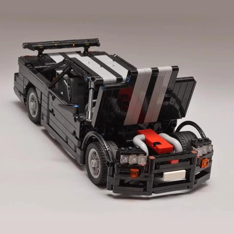 R34 Sportwagen Fernbedienung Bausteine Spielzeug. Baue und steuere deinen eigenen Sportwagen. Ein tolles Geschenk und Spaß für alle Altersgruppen.
