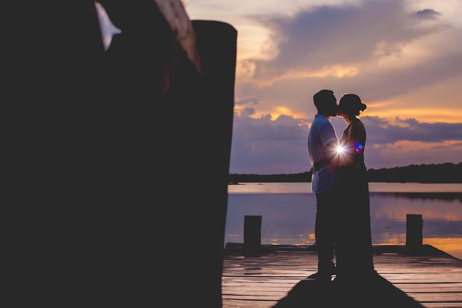 Fotógrafo de casamento Emily Wicker (emilywicker). Foto de 24 de julho 2016