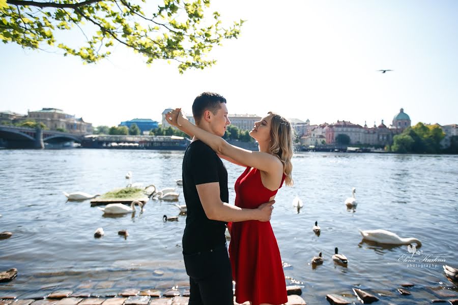 ช่างภาพงานแต่งงาน Elena Kushnir (germina) ภาพเมื่อ 3 มีนาคม 2019