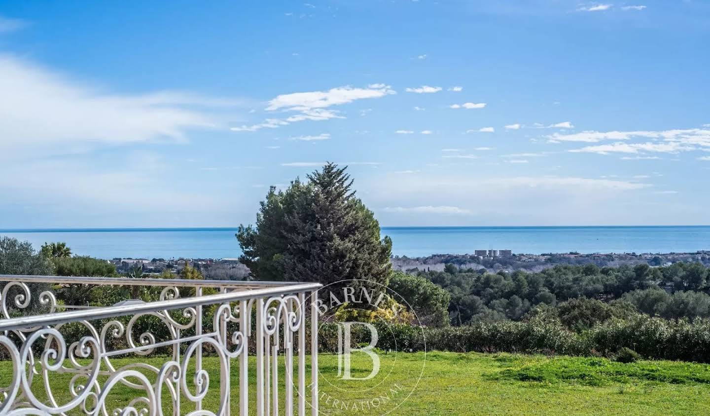 Land with panoramic view Biot