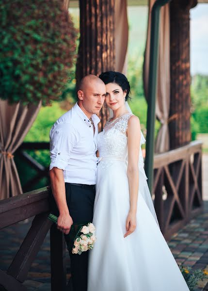 Fotógrafo de casamento Yaroslav Galan (yaroslavgalan). Foto de 10 de outubro 2018
