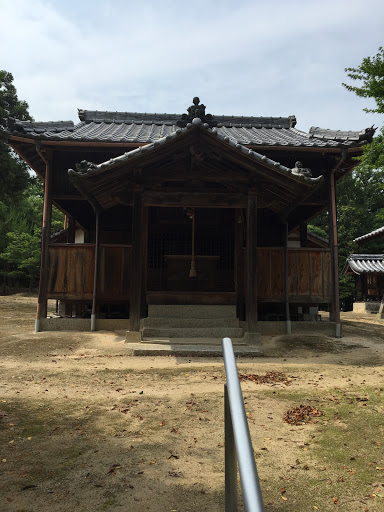 総社八幡宮本堂