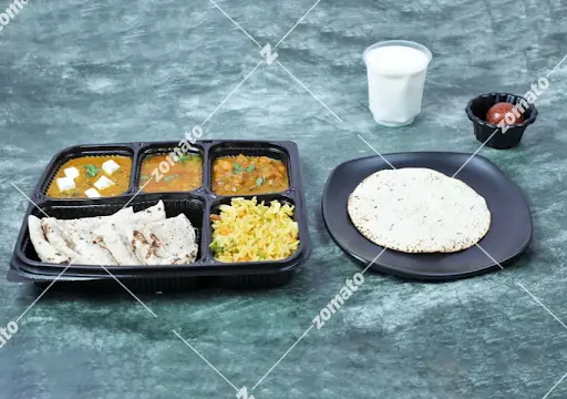 Premium Punjabi Thali