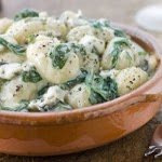 Crockpot Gnocchi With Spinach and Chicken was pinched from <a href="http://www.recipe4living.com/recipes/crockpot_gnocchi_with_spinach_and_chicken.htm/" target="_blank">www.recipe4living.com.</a>