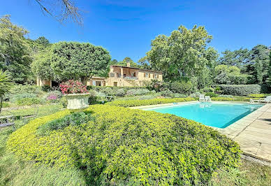 House with pool and terrace 1