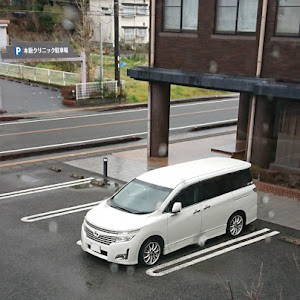 エルグランド TE52