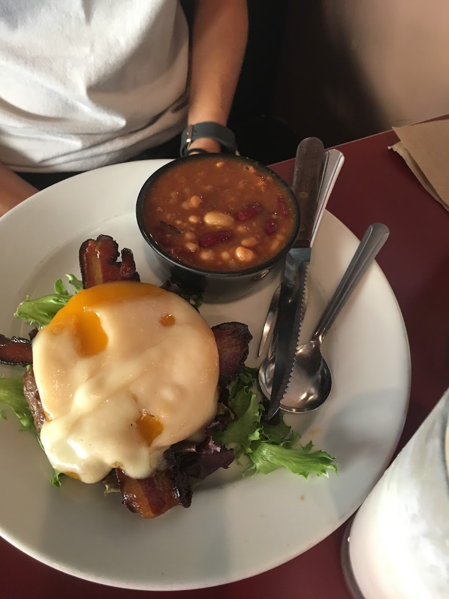 GF burger and GF beans