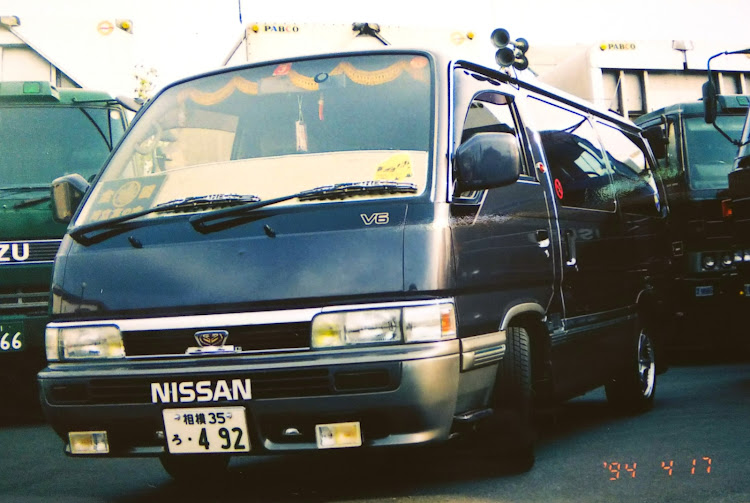 おやびん IT's MEN★CLUBさんが投稿した過去愛車・E24 HOMY・SR40ノア・da64w・ER34に関するカスタム事例の投稿画像1枚目