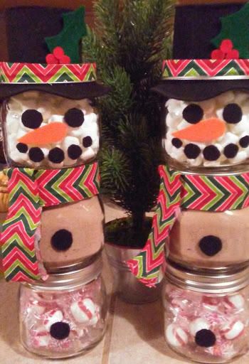 The let it snow hot chocolate mix, fills the middle jar of these adorable snowmen.