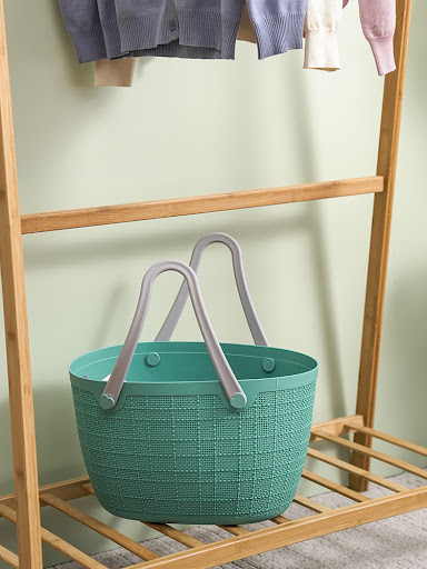 Title 5, Grocery shopping basket for storing groceries, ...