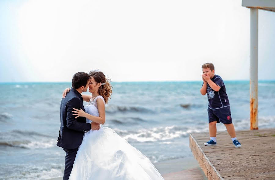 Fotografo di matrimoni Flor Abazi (florabazi). Foto del 24 marzo 2017