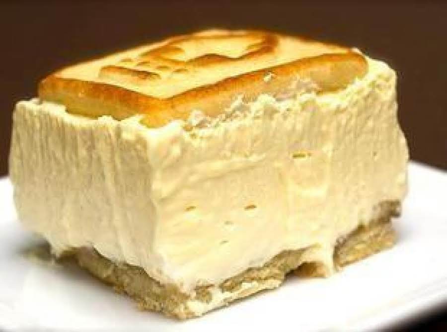 Paula Deen's Not Yo Mama's Banana Pudding Recipe | Just A ...