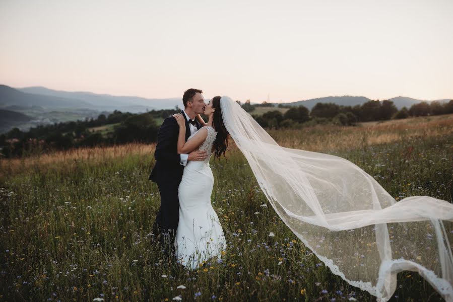 Fotógrafo de bodas Klaudia Chajduga (uroczekadry). Foto del 22 de enero 2022