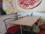 New Pizza Point photo 1