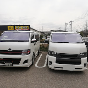 ハイエースバン