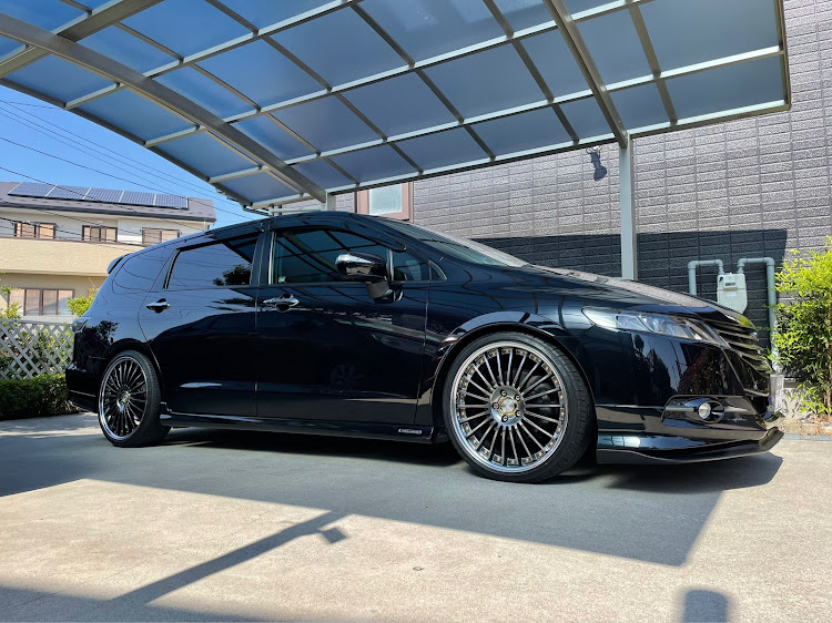 オデッセイのRB3・20インチ・ホイール交換に関するカスタム事例の投稿画像4枚目