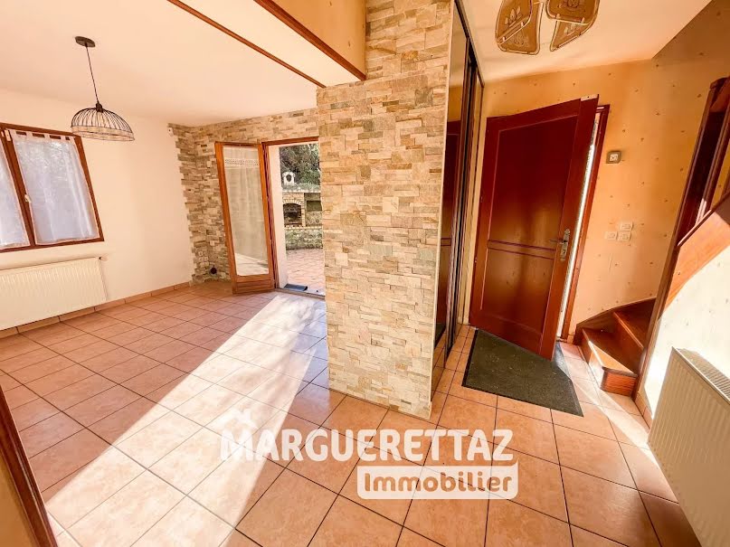 Vente maison 5 pièces 116 m² à Vougy (74130), 395 000 €