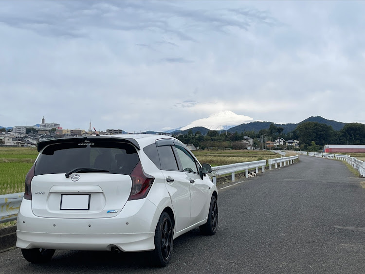 ノートの横浜・ノート・E12・DIYに関するカスタム事例の投稿画像1枚目