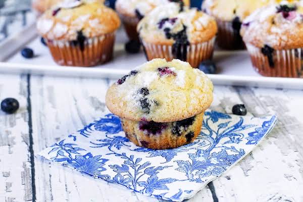 Ultimate Blueberry Muffins_image