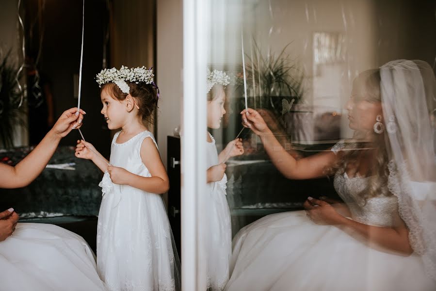 Wedding photographer Blanche Mandl (blanchebogdan). Photo of 13 September 2018