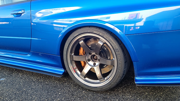 スカイライン GT-RのＢＮＲ３４に関するカスタム事例の投稿画像2枚目