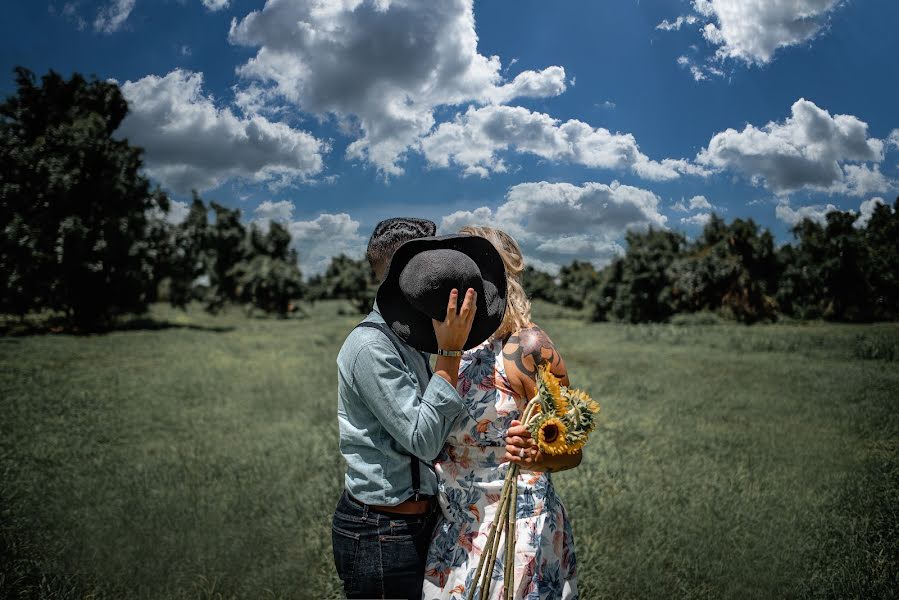 Fotografer pernikahan Bruno Urbina (brunoneptuno). Foto tanggal 16 April 2022