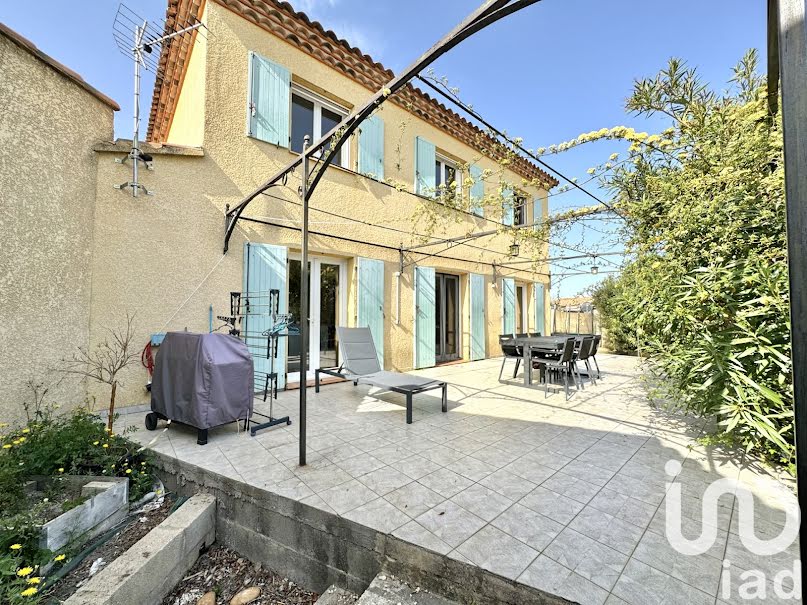 Vente maison 6 pièces 148 m² à Saint-Gilles (30800), 320 000 €