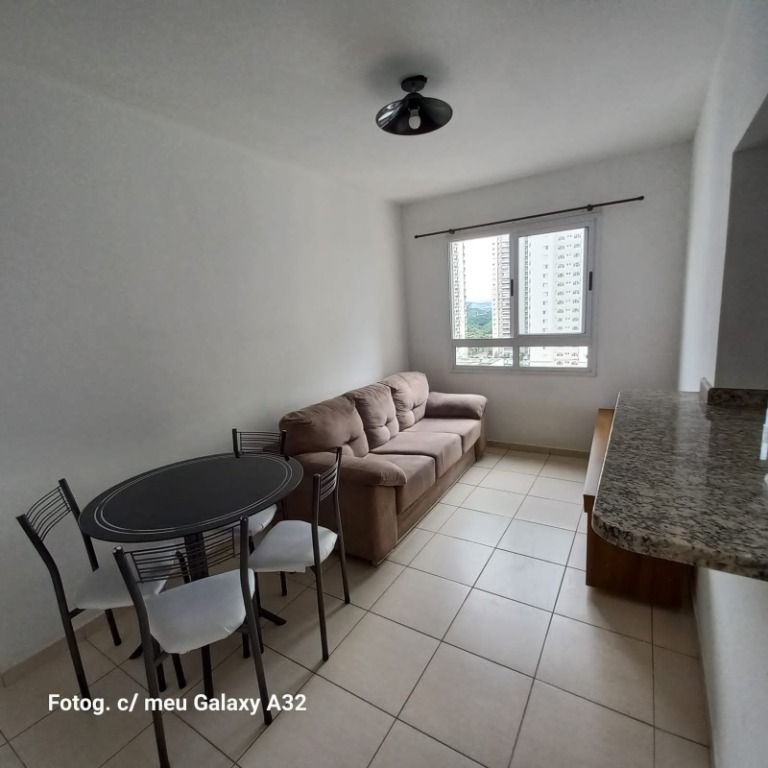 Apartamentos à venda Conjunto Residencial Trinta e Um de Março