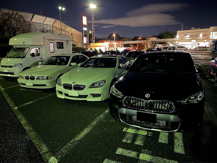 M3 セダンのBMW・F80M3・吹田SA上り・大寒波に関するカスタム事例の投稿画像2枚目