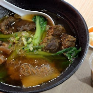 清一色牛肉麵(復興店)