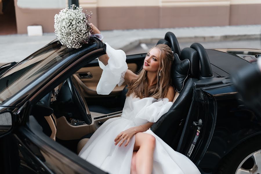 ช่างภาพงานแต่งงาน Anna Nikonova (nikonann) ภาพเมื่อ 12 กันยายน 2021