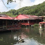 紅瓦厝庭園餐廳