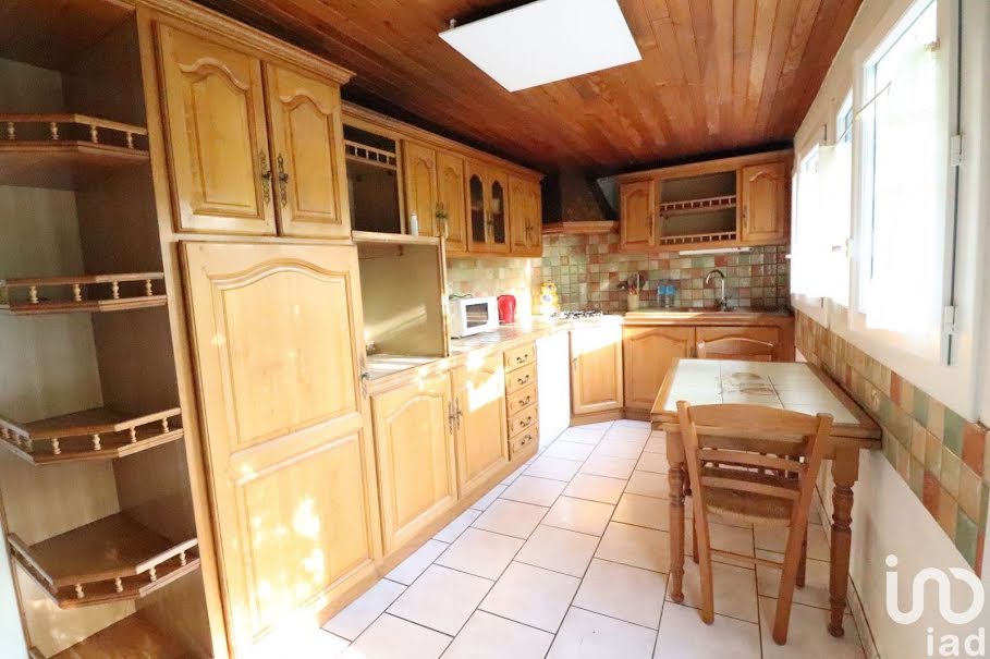 Vente maison 4 pièces 92 m² à Rioux-Martin (16210), 145 000 €