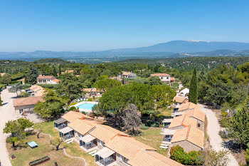 propriété à La Roque-sur-Pernes (84)