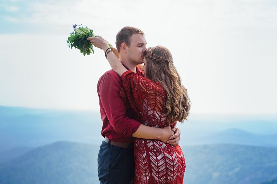 Wedding photographer Elena Yurkina (smile19). Photo of 16 May 2017