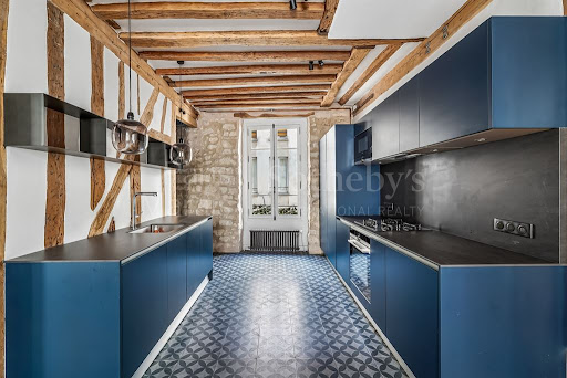 Apartment 4