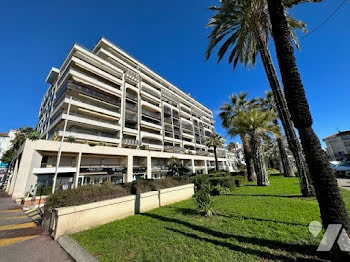 appartement à Juan les pins (06)