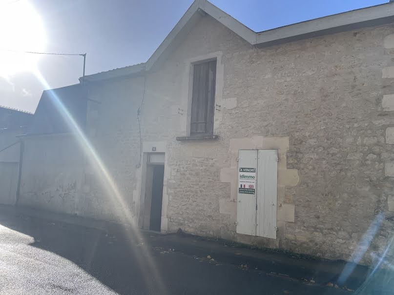 Vente maison 1 pièce 160 m² à Saint-Jean-d'Angély (17400), 140 400 €