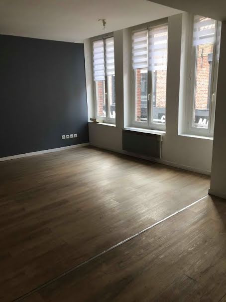 Location  appartement 3 pièces 55 m² à Hazebrouck (59190), 605 €