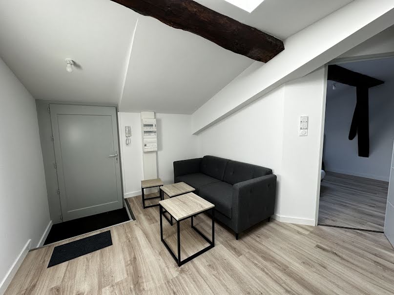 Location meublée appartement 2 pièces 33 m² à Montauban (82000), 610 €