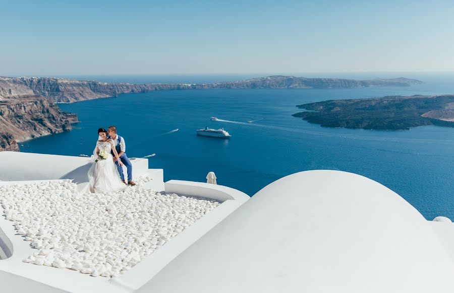 Fotógrafo de casamento Eduard Gruzdev (santorines777). Foto de 25 de fevereiro 2019