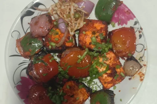 Tandoori Paneer Tikka [8 Pieces]