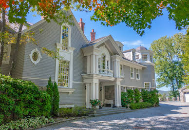 Maison avec piscine et jardin 3