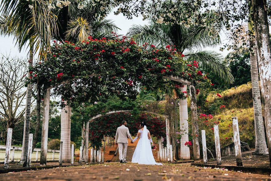 Fotógrafo de casamento Luciano Marcenes (lucianomarcenes). Foto de 9 de dezembro 2021