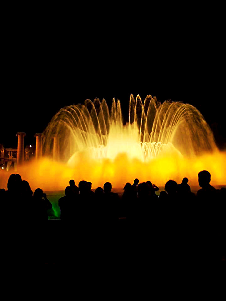 Orange fountain di B.dina