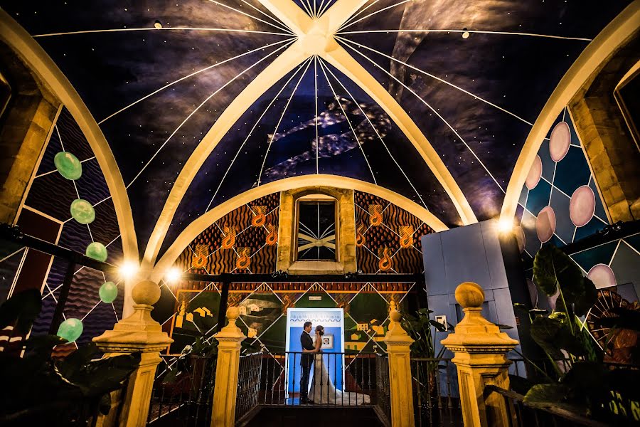 Fotografo di matrimoni David Y May Okland Fotógrafos (okland). Foto del 6 aprile 2016