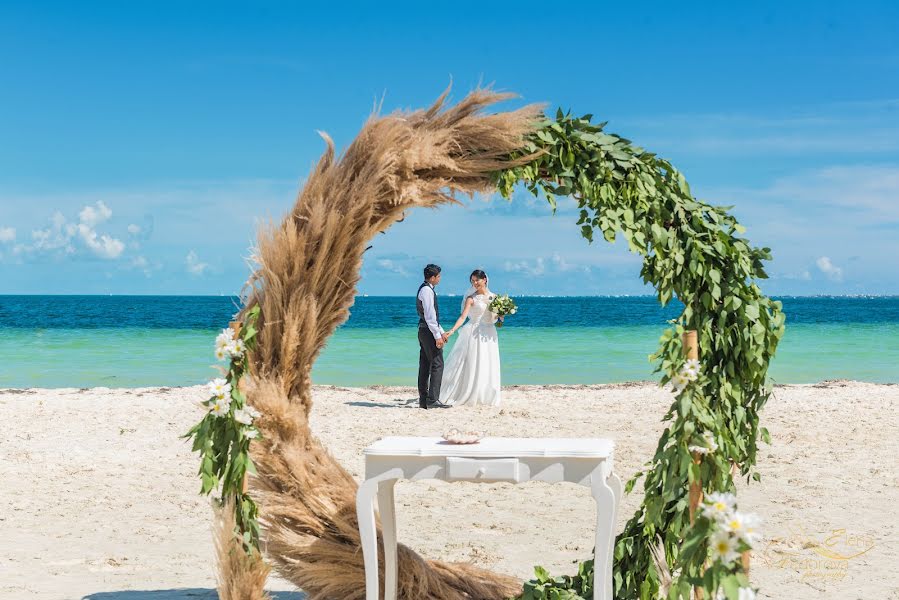 Wedding photographer Elena Fedorova (neilina). Photo of 16 July 2022