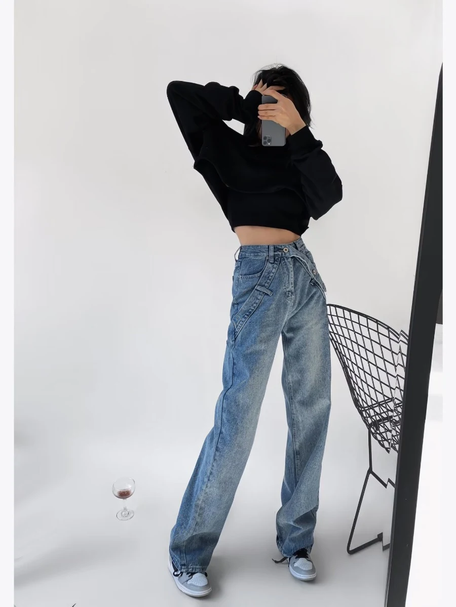 Title 2, Womens Streamer Straight Jeans