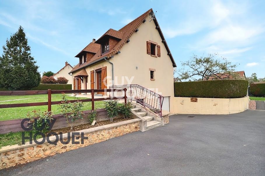 Vente maison 4 pièces 137 m² à Bernay (27300), 284 000 €