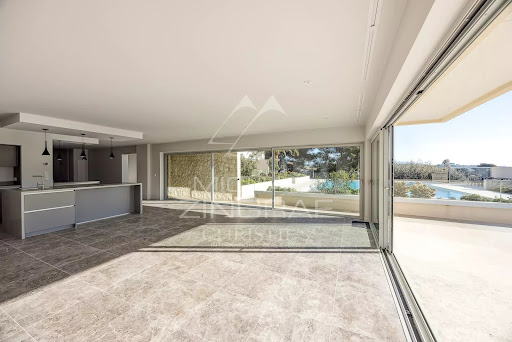 Apartment with terrace 4